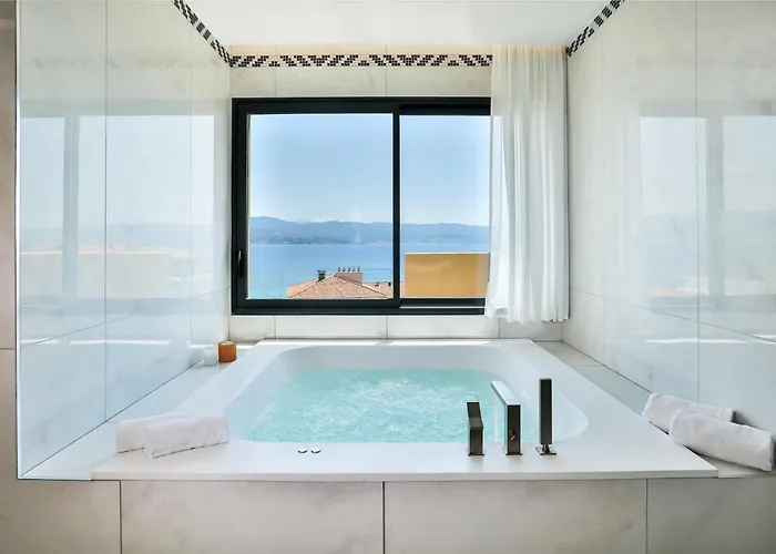 Residenza Leca Colonna Апарт-отель 4*