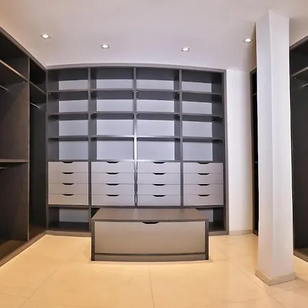 Residenza Leca Colonna