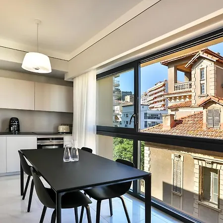 Residenza Leca Colonna Aparthotel 4*