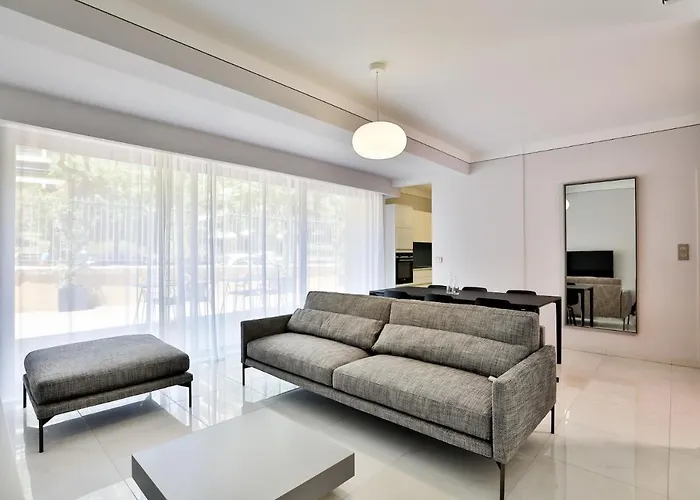 Lejlighedshotel Residenza Leca Colonna 4*